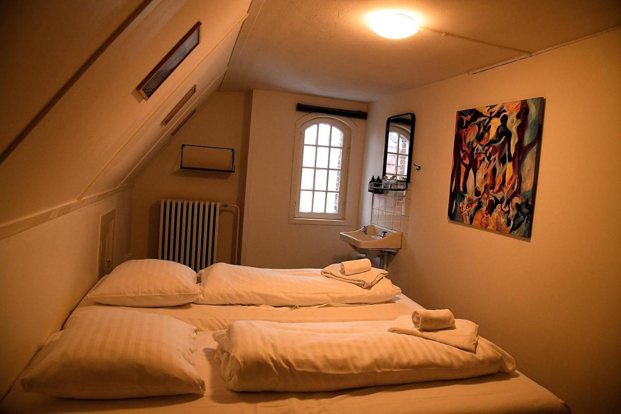 Den Gamle Arrest Bed & Breakfast Ribe Exterior photo