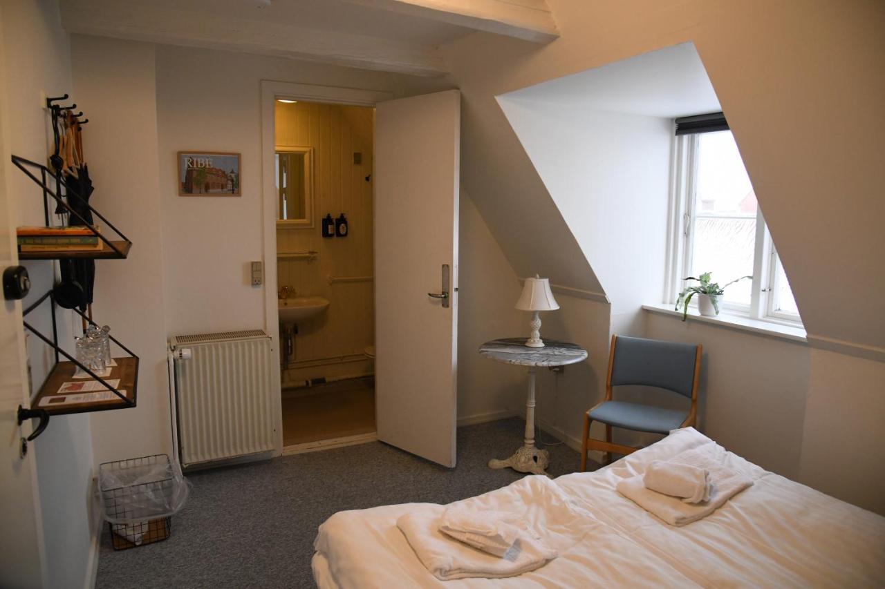 Den Gamle Arrest Bed & Breakfast Ribe Exterior photo