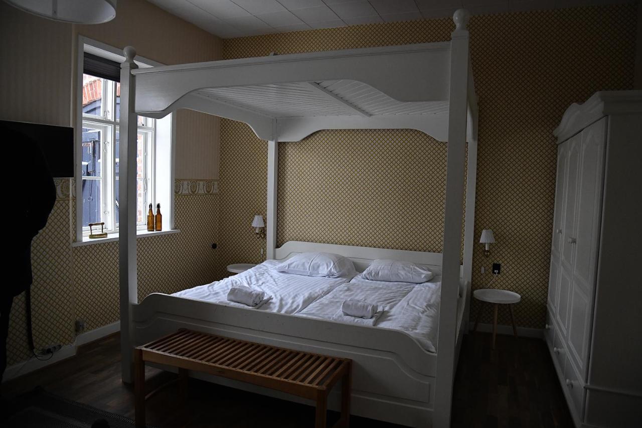 Den Gamle Arrest Bed & Breakfast Ribe Exterior photo