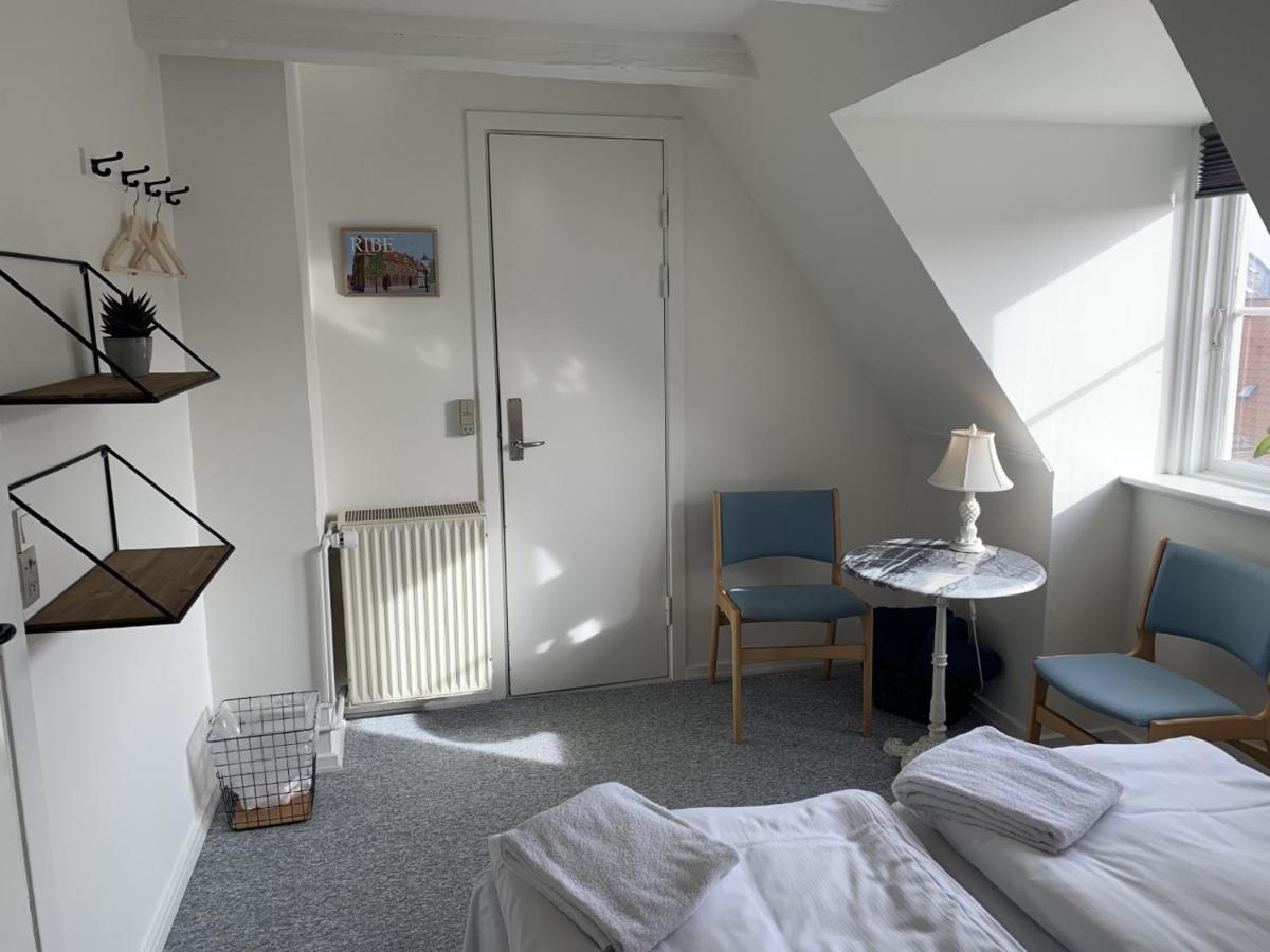 Den Gamle Arrest Bed & Breakfast Ribe Exterior photo