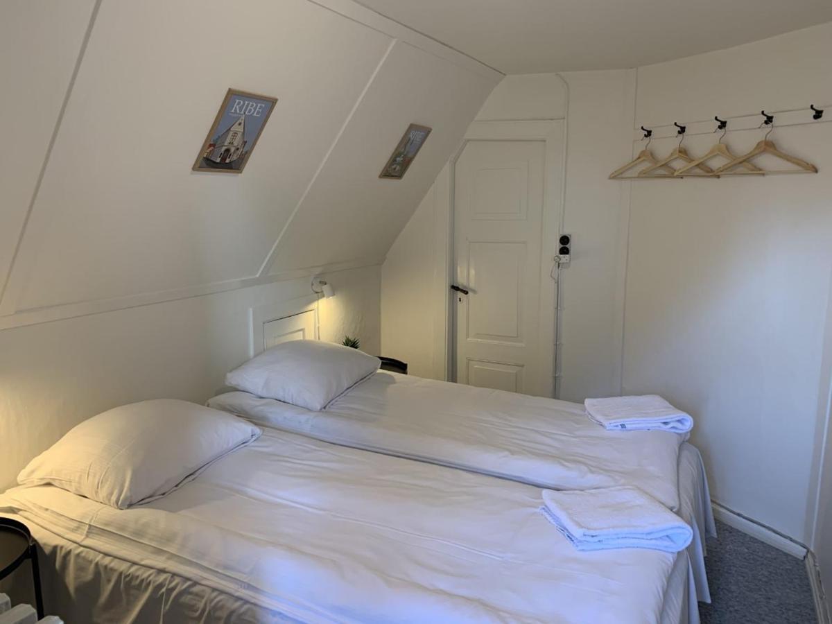 Den Gamle Arrest Bed & Breakfast Ribe Exterior photo